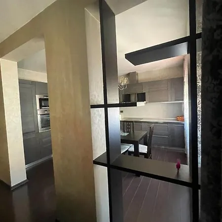 Luxury Centre * Τίρανα