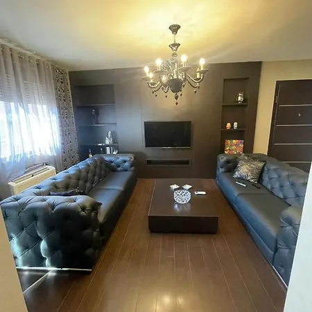 公寓 Luxury Centre 地拉那